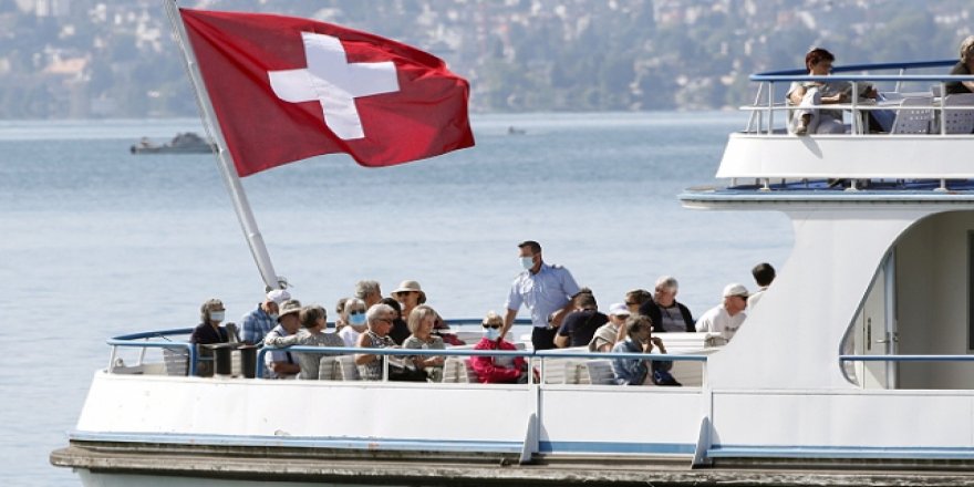 İsviçre'de COVID-19 vakalarında rekor artış