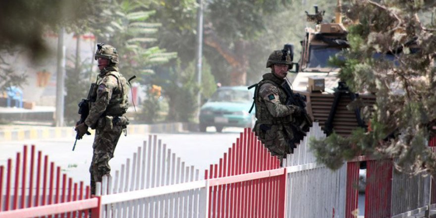 Afganistan'da bombalı saldırı: 3 sivil öldü