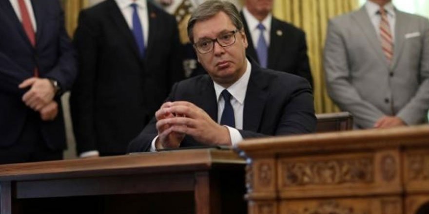 Sırp lider Vucic'in Beyaz Saray'daki görüntüleri tartışılıyor