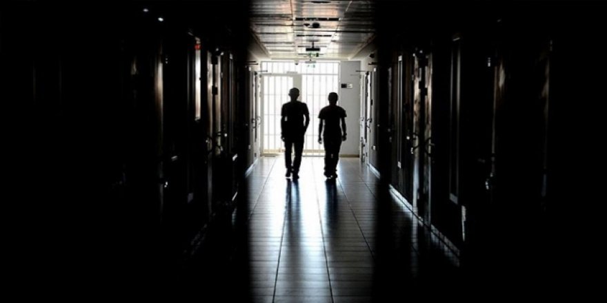 Cezaevlerindeki yükseköğrenimine devam eden tutuklu ve hükümlü sayısı açıklandı