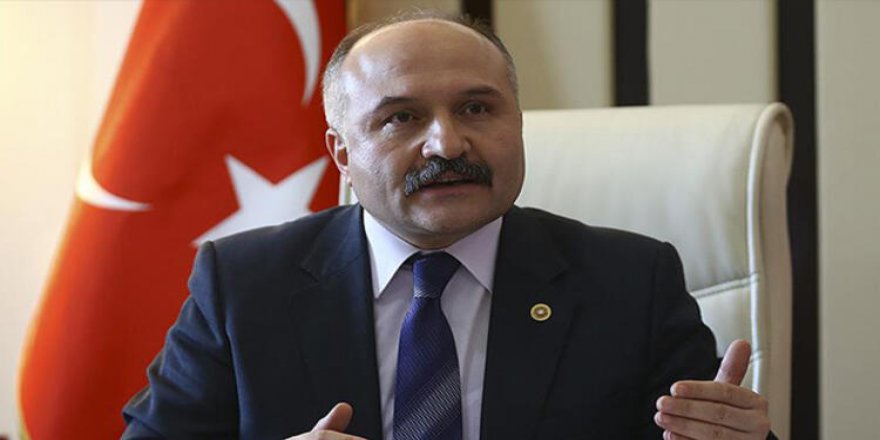 MHP'den ihraç edilen eski Grup Başkanvekili Erhan Usta "çok şanslı görmediği" İYİ Parti'ye geçti