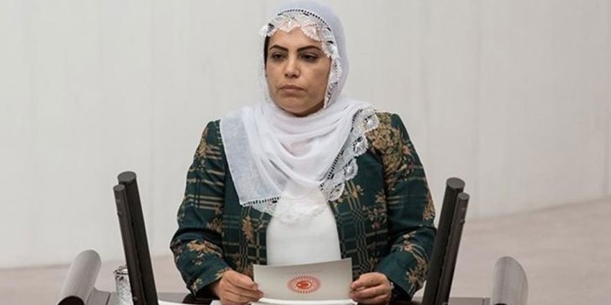 HDP'li Remziye Tosun'a terör örgütü üyeliğinden 10 yıl hapis!