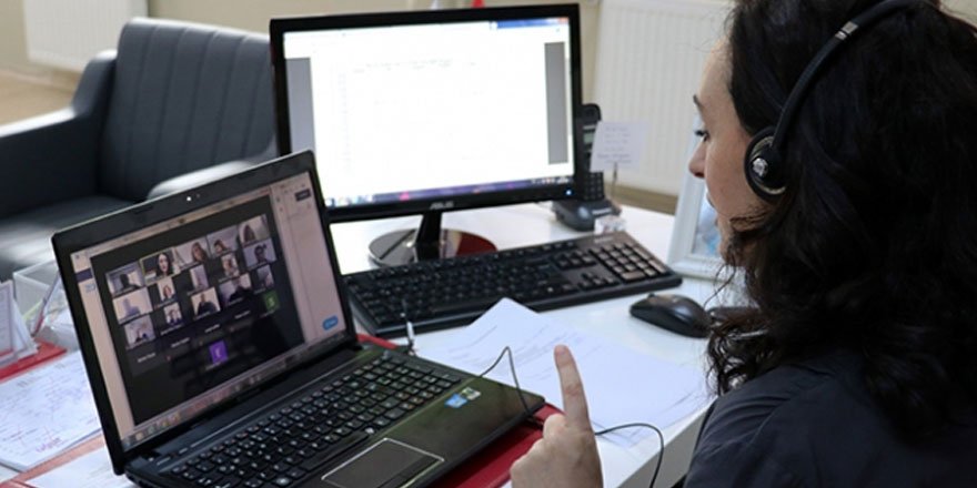 MEB'den yeni adım: Veli toplantıları çevrim içi olarak da yapılacak