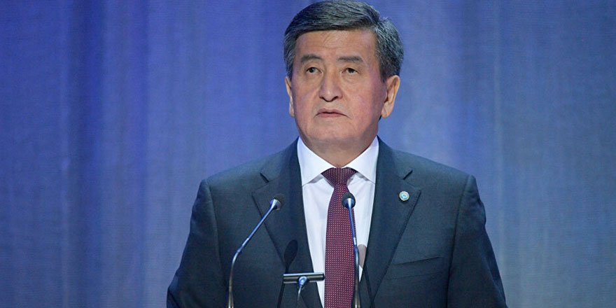 Kırgızistan Cumhurbaşkanı Ceenbekov'dan istifa sinyali!
