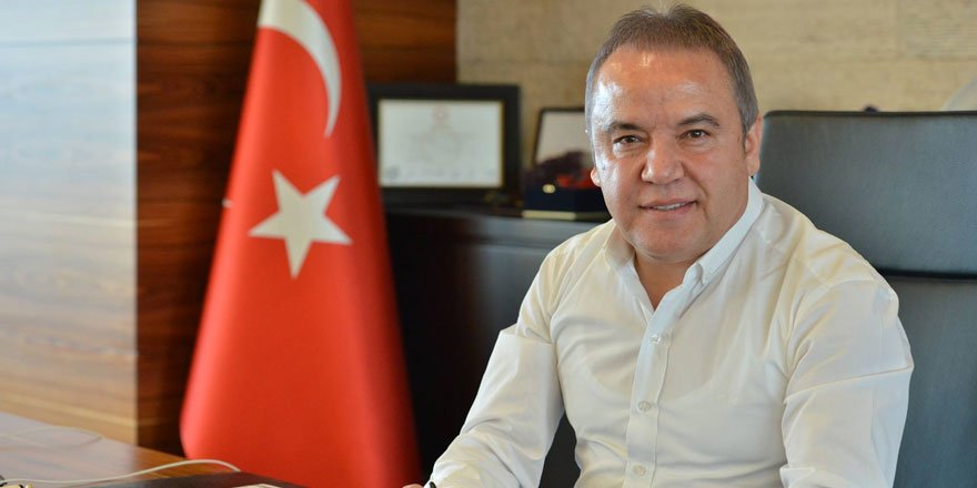 Kovid-19 tedavisi gören Böcek'in durumu ciddiyetini koruyor!