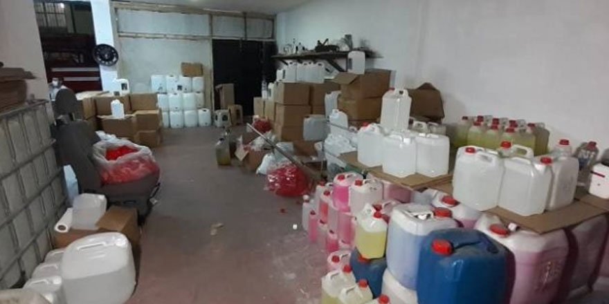 İstanbul'da 7 ton etil alkol ele geçirildi