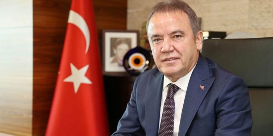 Yalçın Bayer koronavirüs tedavisi gören Muhittin Böcek'in koltuğu için ayıp hesapları yazdı!