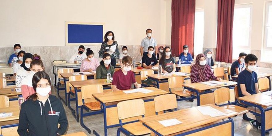 Milli Eğitim Bakanlığı sınavların nasıl yapılacağını 81 ile gönderdi