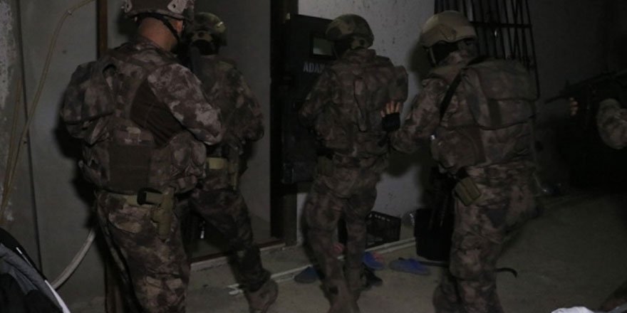 Adana'da terör örgütü operasyonu: 5 gözaltı