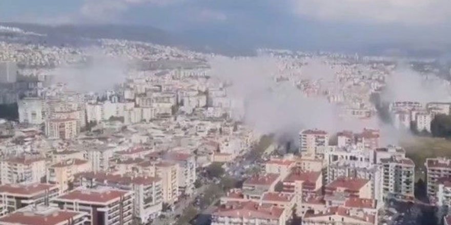 İzmir'deki 6.6'lık deprem oldu! İşte depremden ilk kareler
