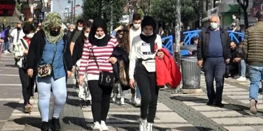 Avcılar'da minarelerden koronavirüs uyarıları tekrar başladı