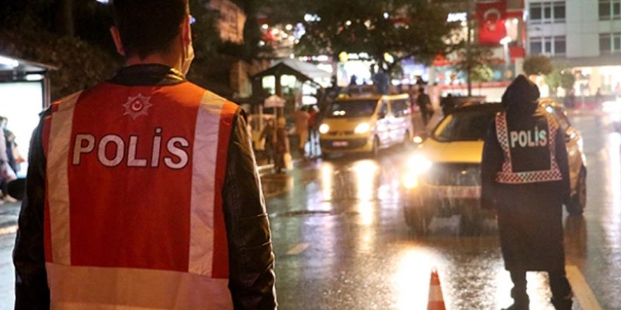 İstanbul'da aranan 458 kişi yakalandı