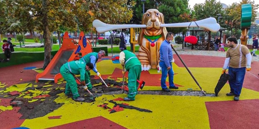 Küçükçekmece'deki park soruşturmasında iki görevden uzaklaştırma