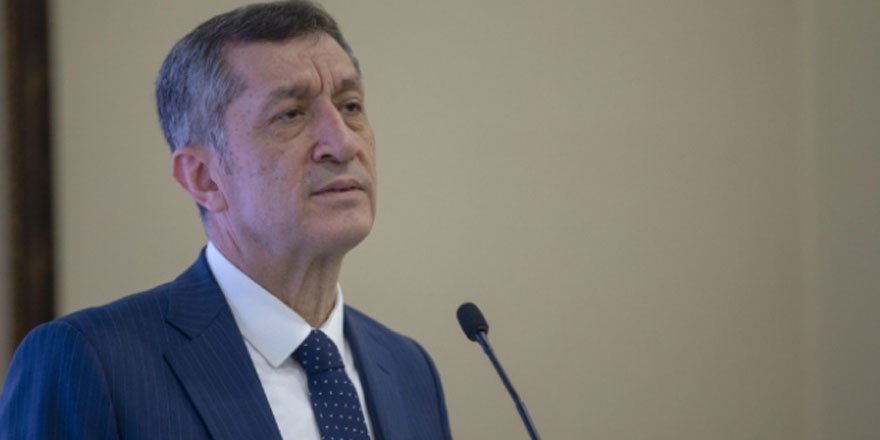 Bakan Selçuk'tan ara tatil mesajı