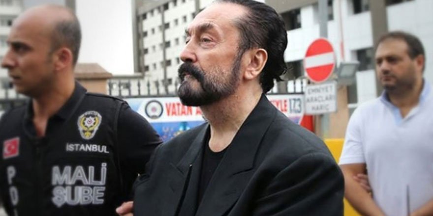 Adnan Oktar'a 1365 yıla kadar hapis cezası istendi