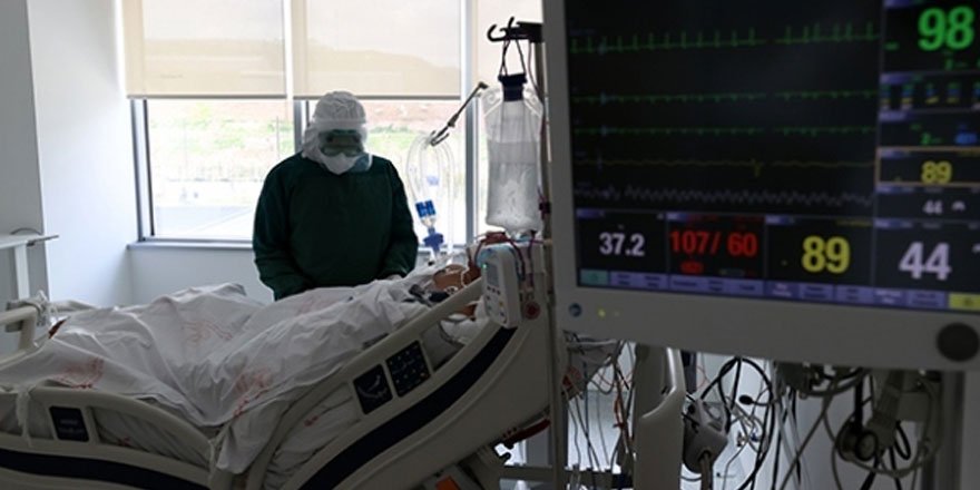 Türkiye'de koronavirüsten can kaybından 20 Kasım zirvesi: 141 ölüm