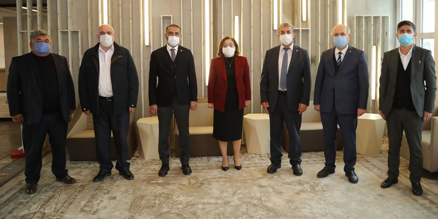 Gaziantep Büyükşehir'den işyeri kapanan esnafa 1500 TL destek!