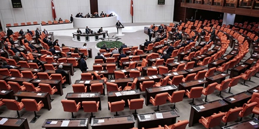 Meclis’te ziyaretçi yasağı 1 ay daha uzatıldı