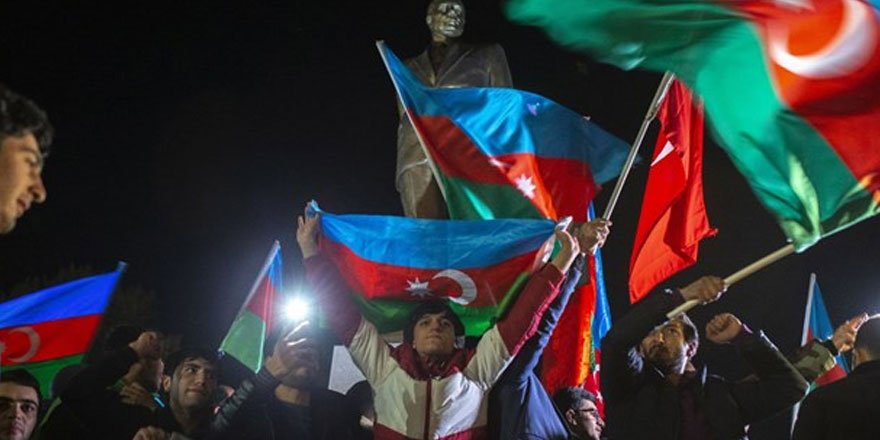 Azerbaycan'da Atatürk'ü anma gününe denk gelen 10 Kasım 'Zafer Günü' 8 Kasım'a alındı