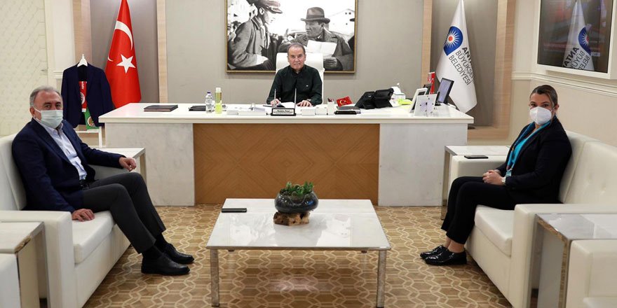 Antalya Büyükşehir Belediye Başkanı Muhittin Böcek görevine başladı!