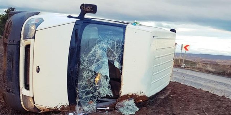 Tekirdağ'da işçi servisi devrildi: 8 yaralı
