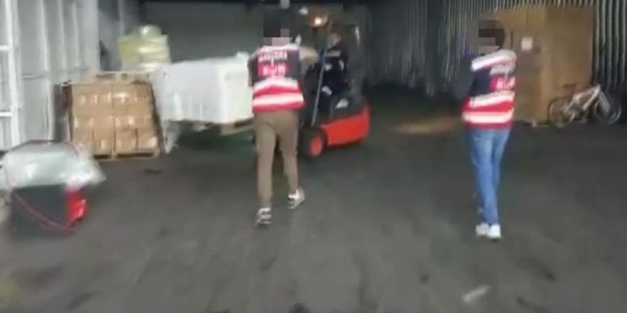 İstanbul'da 2 ton sahte içki ele geçirildi