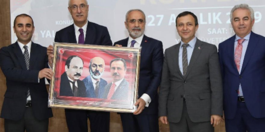 Yalçın Topçu: 2021 yılının 'İstiklal Marşı Yılı' olmasından ötürü şükranlarımızı sunuyoruz!