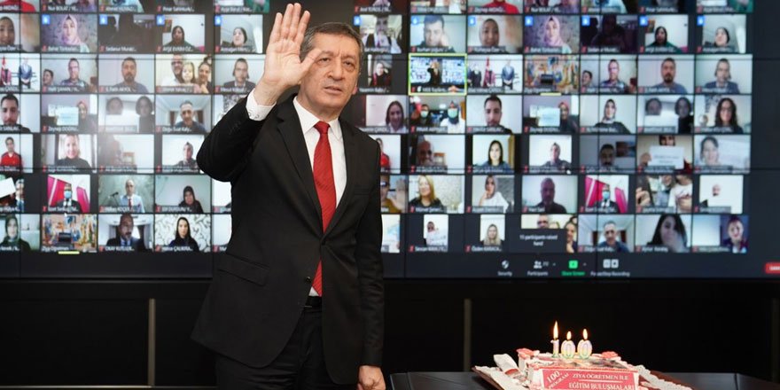 Bakan Selçuk: Dijital karne söz konusu