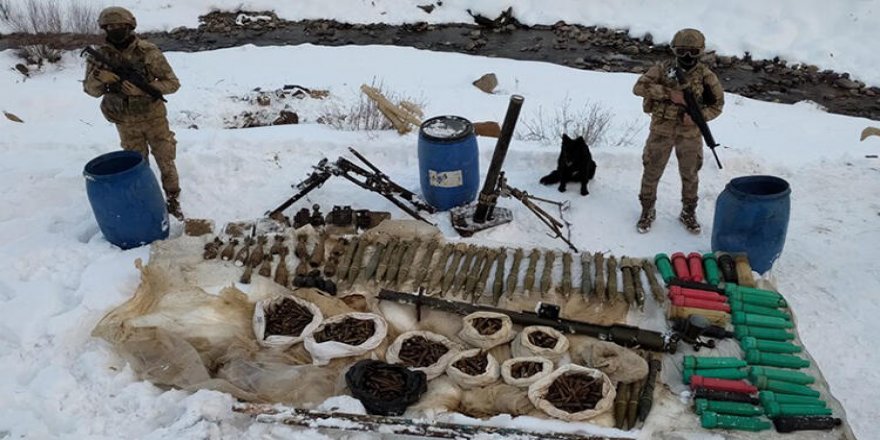 Hakkari'de PKK'ya ağır darbe! Ağır mühimmat ele geçirildi