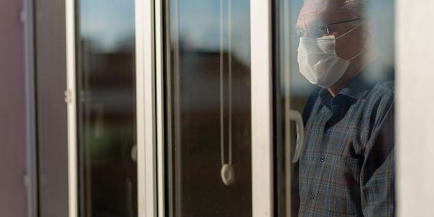 139 bin 693 kişi izolasyon kuralına uymadı