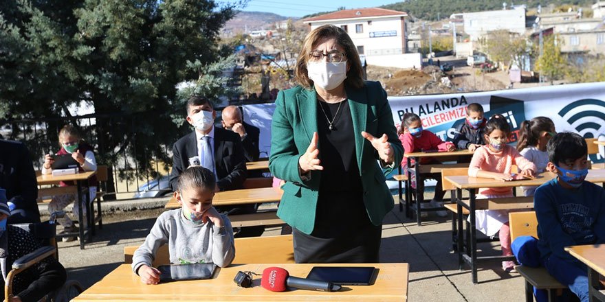 Bir kırsal mahallenin daha internet erişim sıkıntısı çözüme kavuştu!