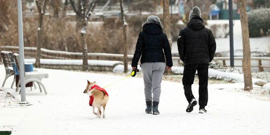 Meteoroloji tarih verdi: Kar geliyor