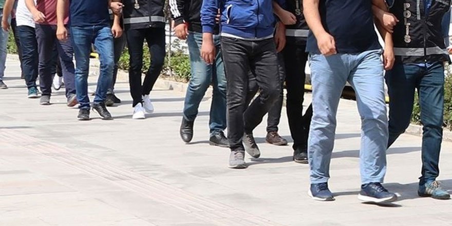 Ankara'daki FETÖ soruşturmasında 7'si polis 9 kişiye gözaltı kararı