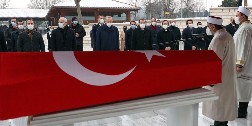 Cumhurbaşkanı Erdoğan, Prof. Dr. Nur Vergin'in cenaze namazına katıldı!