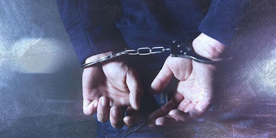 6 FETÖ'cü asker Türkiye'ye getirildi