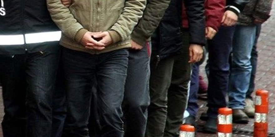 3'ü emekli tuğgeneral 4 kişi hakkında FETÖ'den gözaltı kararı