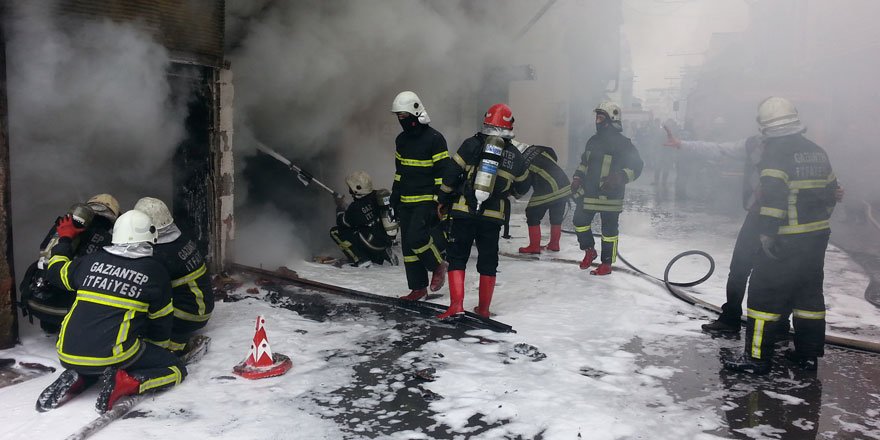 Büyükşehir itfaiye ekipleri 2020'de bin 287 vatandaşın hayatını kurtardı!