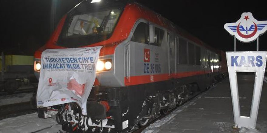 Çin'e bor taşıyan tren, Kars'tan Gürcistan'a uğurlandı