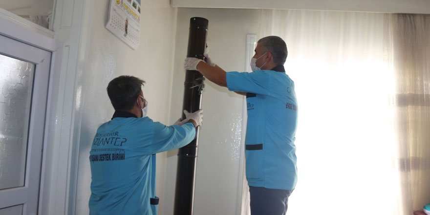 Büyükşehir, pandemide yaşlı bireylerin aile ferdi oluyor!