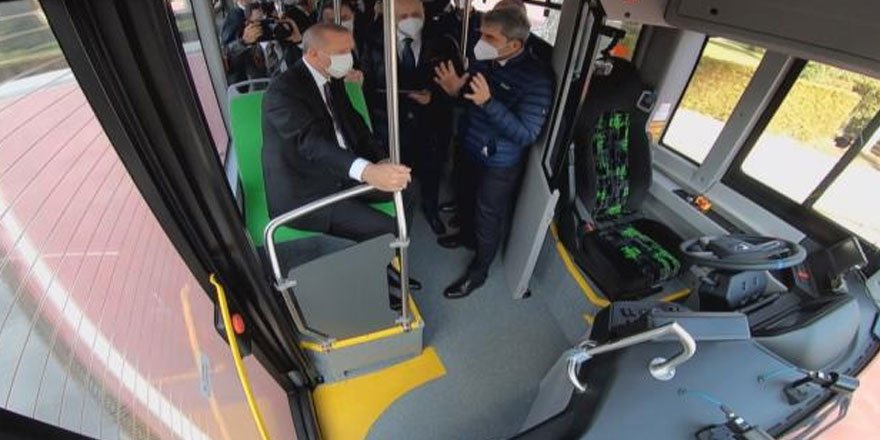 Cumhurbaşkanı Erdoğan Kabine toplantısına sürücüsüz otobüs ile gitti