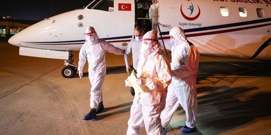 Tanzanya'daki Covid-19 hastası 3 Türk vatandaşı Türkiye'ye getirildi
