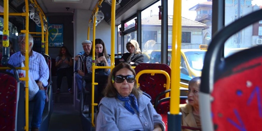 İstanbul'da 65 yaş üzeri vatandaşlar ile 20 yaş altı gençler ve çocuklar toplu ulaşım araçlarını kullanabilecek
