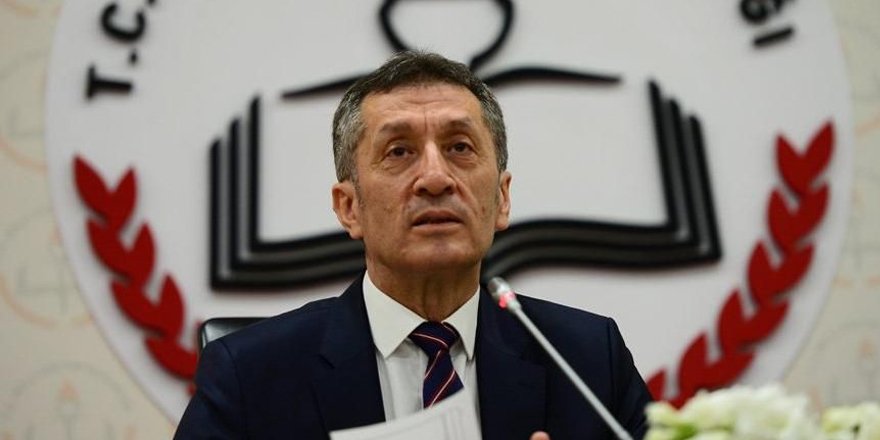 Milli Eğitim Bakanı Selçuk'tan çocukları düşünerek kontrollü davranma çağrısı