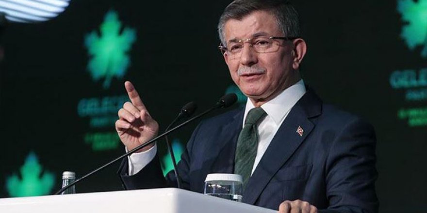 Gelecek Partisi Genel Başkanı Davutoğlu: 'Kadın cinayetlerine karşı ortak bir tavırda birleşelim'