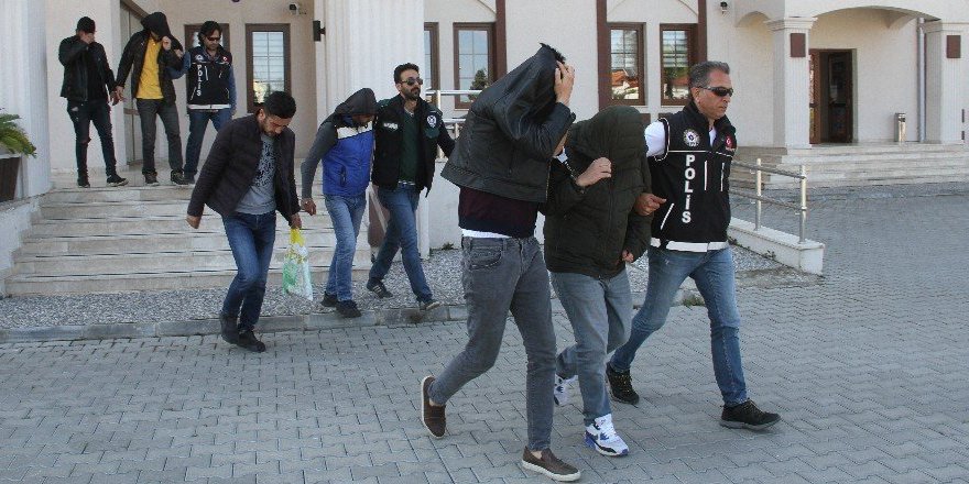 Fethiye'de uyuşturucu operasyonunda yakalanan 2 zanlı tutuklandı