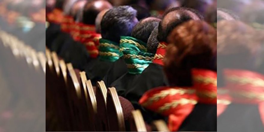 Hakim ve savcıların görevde yükselmelerine ilişkin kararlar Resmi Gazete'de