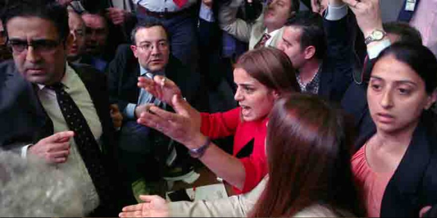 Bu da oldu: TBMM çatısı altında ‘Biji serok Apo’ sloganları atıldı