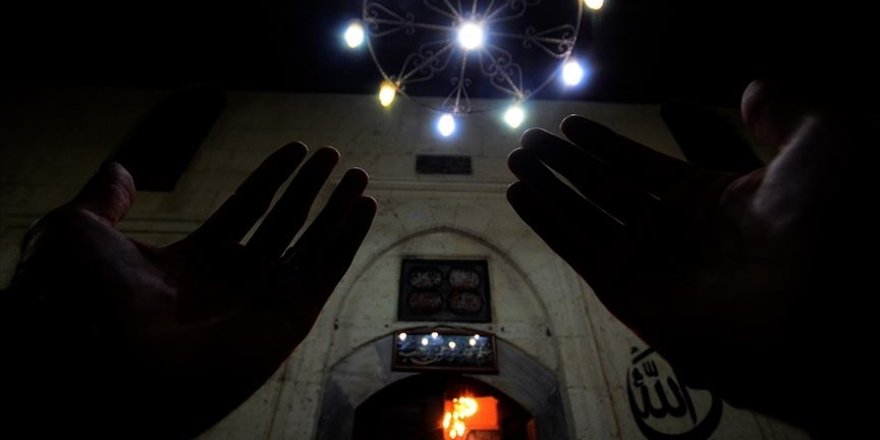 Ramazanın müjdecisi Berat Kandili idrak edilecek