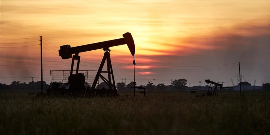 Petrol piyasası OPEC+ grubunun üretim artışı kararının yarattığı olumlu etkiyi fiyatlandırıyor