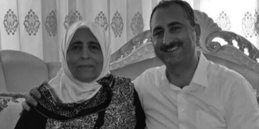 Adalet Bakanı Abdulhamit Gül'ün annesi Saliha Gül vefat etti